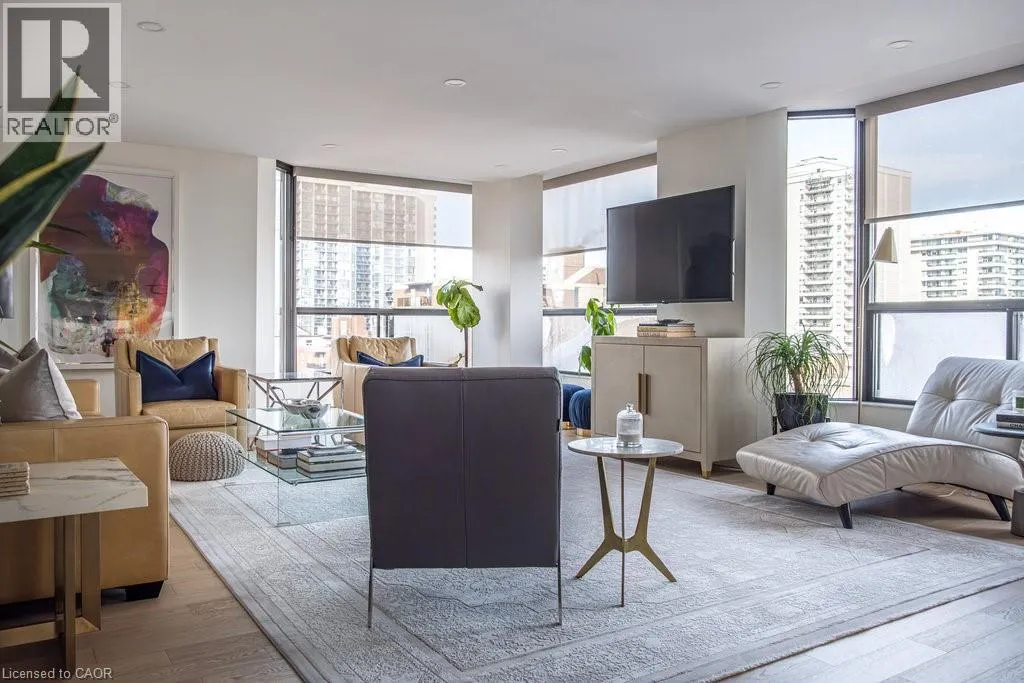 49 ROBINSON Street Unit# 900, #900
