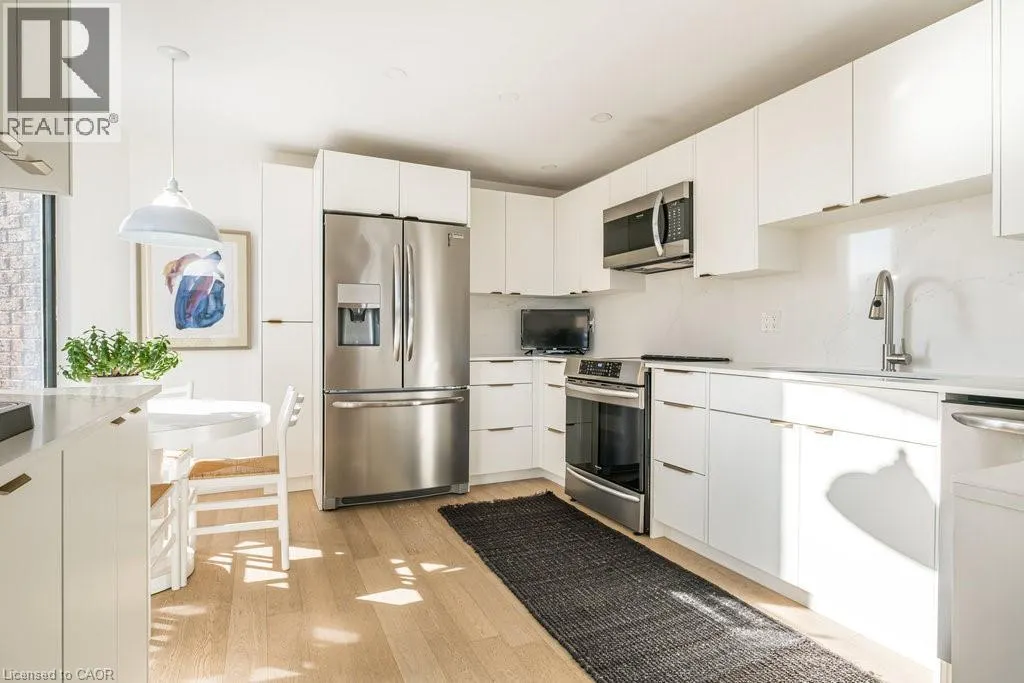 49 ROBINSON Street Unit# 900, #900