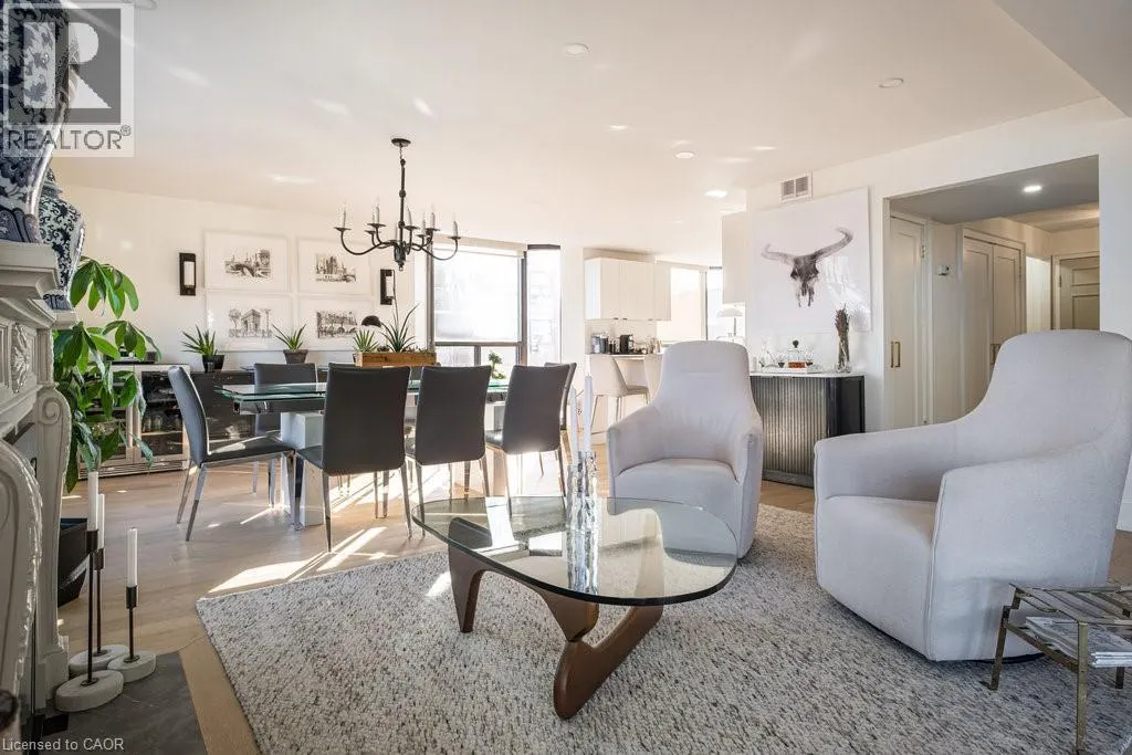 49 ROBINSON Street Unit# 900, #900