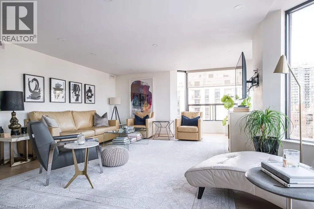 49 ROBINSON Street Unit# 900, #900