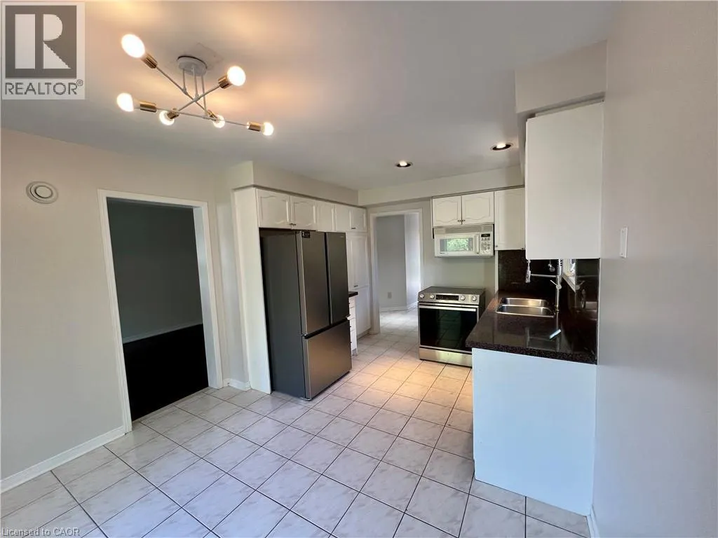 125 HOPEWELL Road