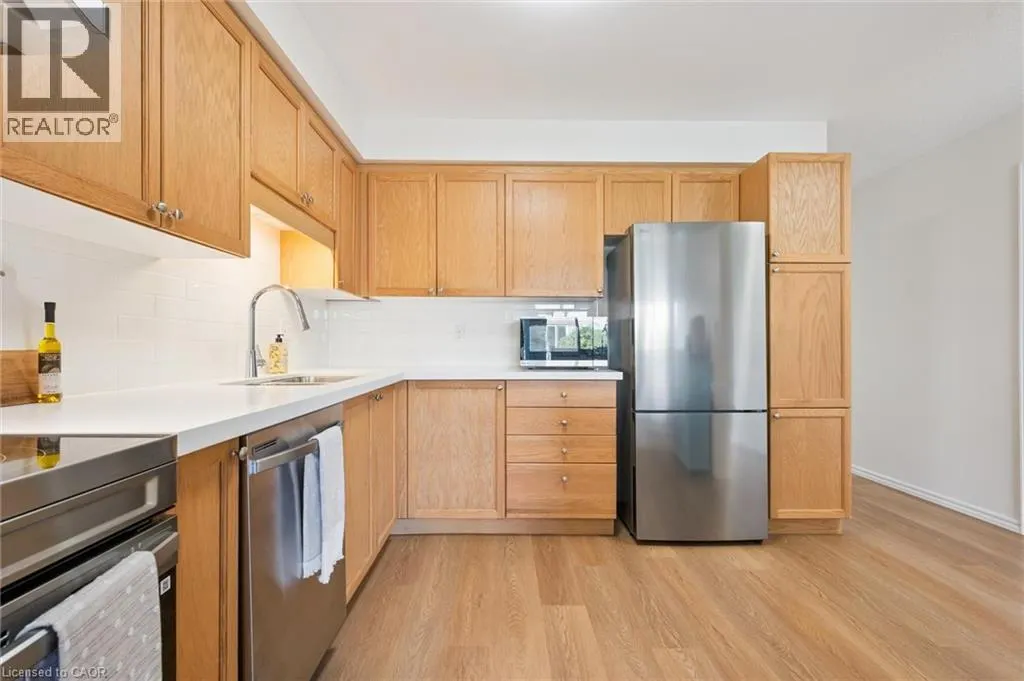 151 CLAIRFIELDS Drive Unit# 3, #3