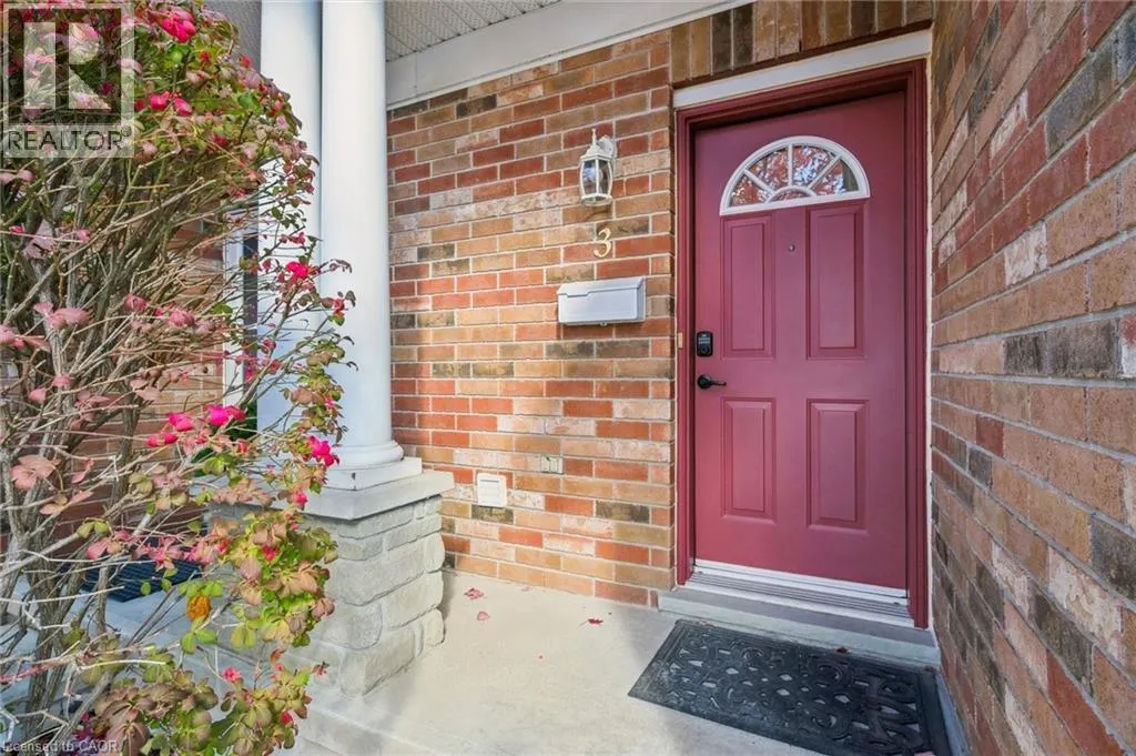 151 CLAIRFIELDS Drive Unit# 3, #3