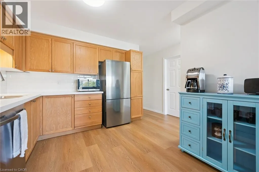 151 CLAIRFIELDS Drive Unit# 3, #3