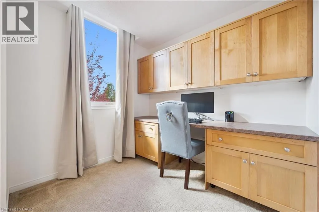 151 CLAIRFIELDS Drive Unit# 3, #3