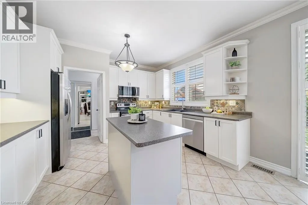 860 SOMERVILLE Terrace