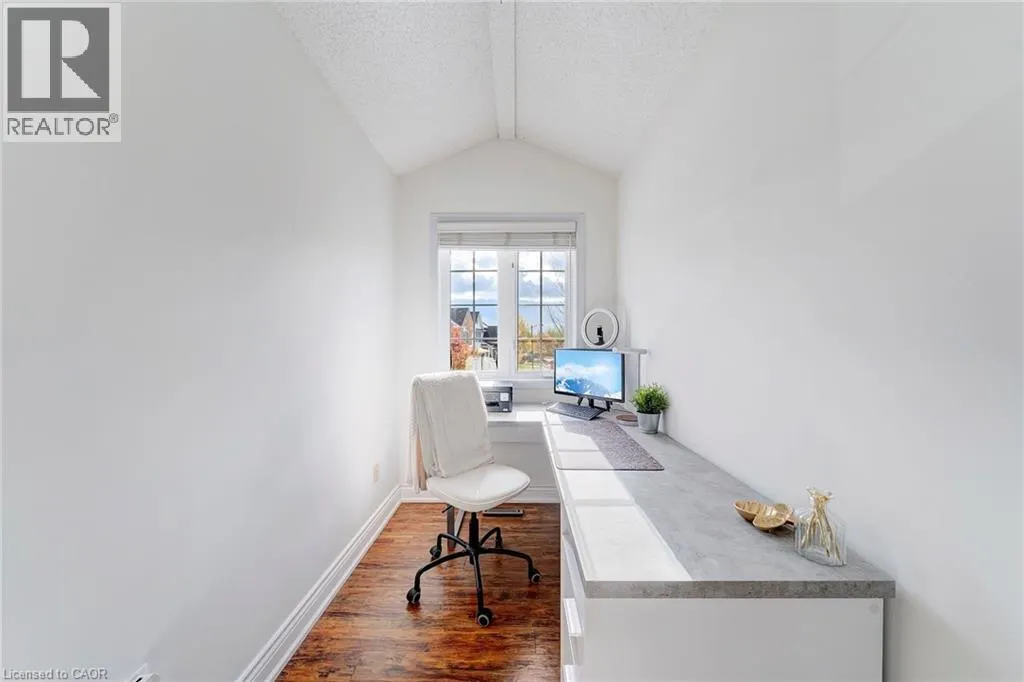 860 SOMERVILLE Terrace