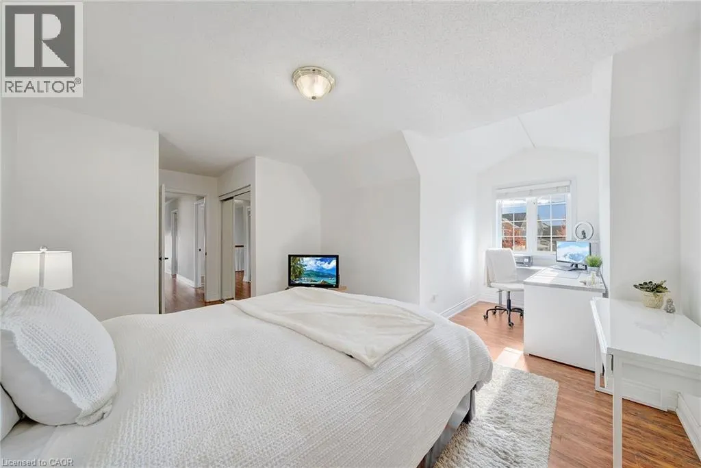 860 SOMERVILLE Terrace