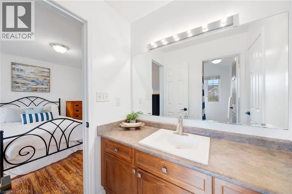 860 SOMERVILLE Terrace