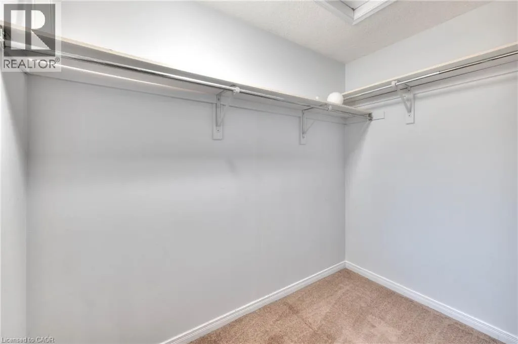 85 BANKSIDE Drive Unit# C17, #C17