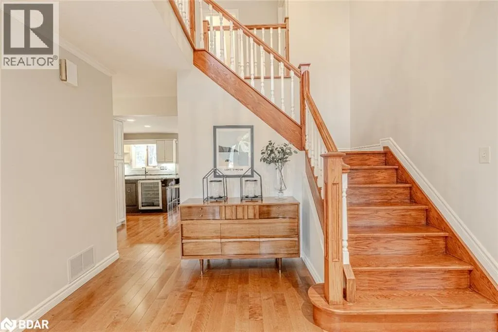 24 WILLOW BAY Drive