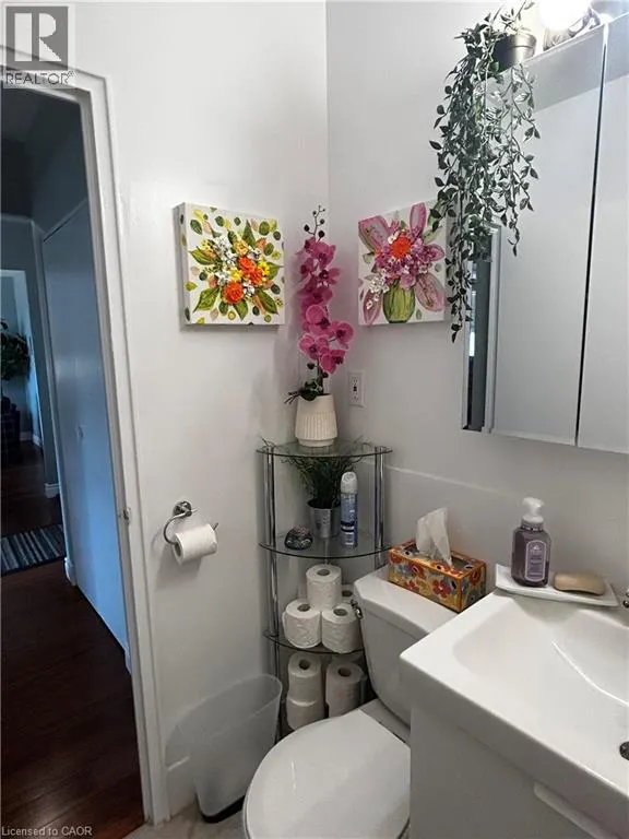 222 CONCESSION Street Unit# 104, #104