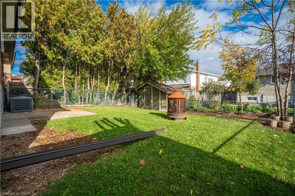 2559 KINGSBERRY Crescent
