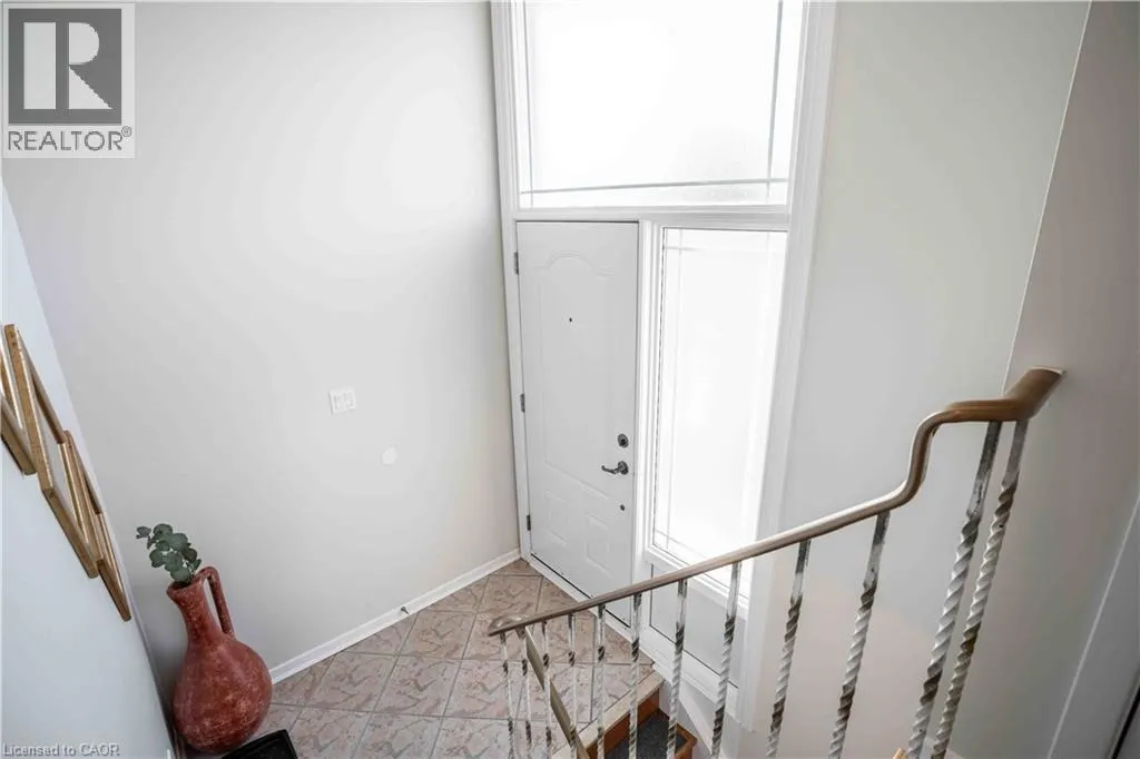 2559 KINGSBERRY Crescent