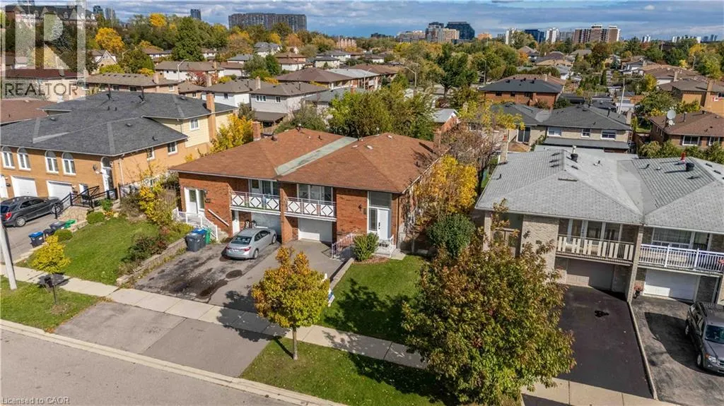 2559 KINGSBERRY Crescent