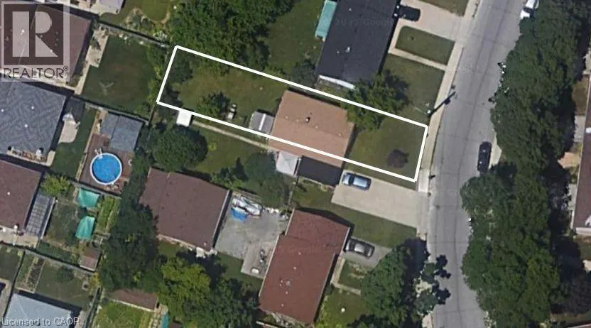 386 EAST 25TH Street