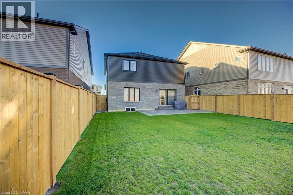 36 ALICIA Crescent