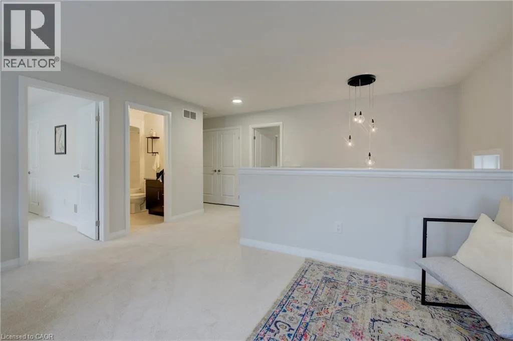 36 ALICIA Crescent