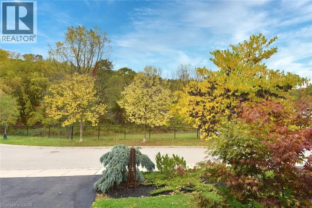 35 RIDING PARK Place