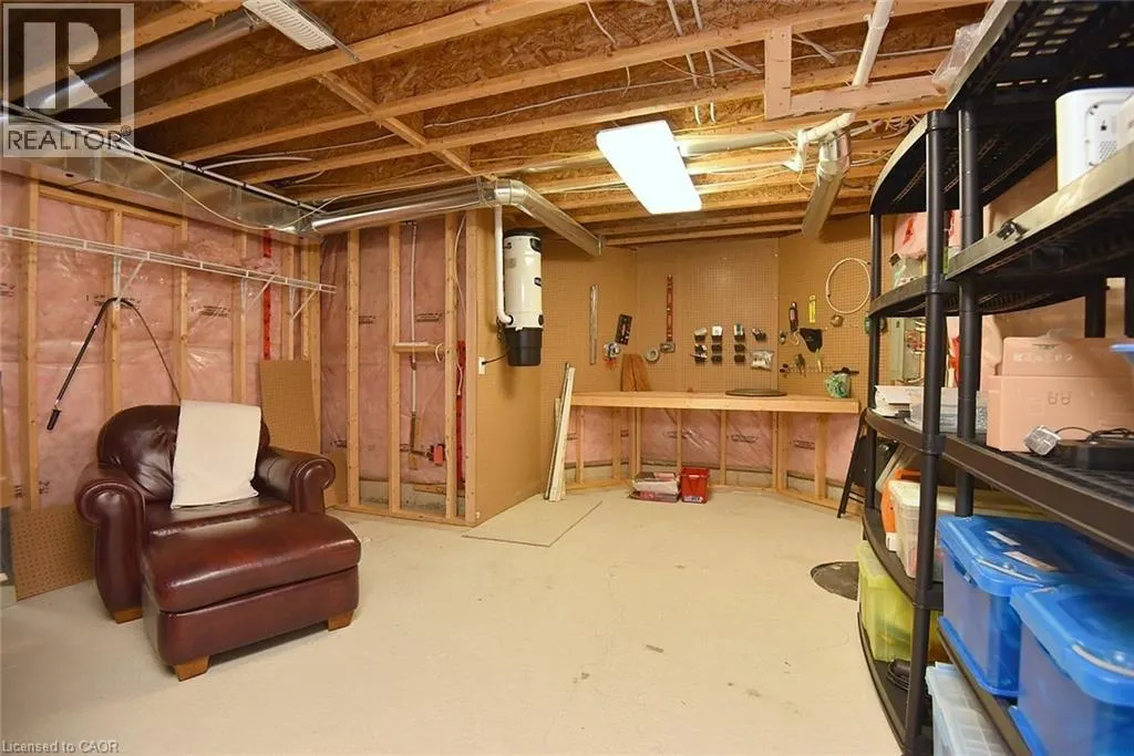 35 RIDING PARK Place
