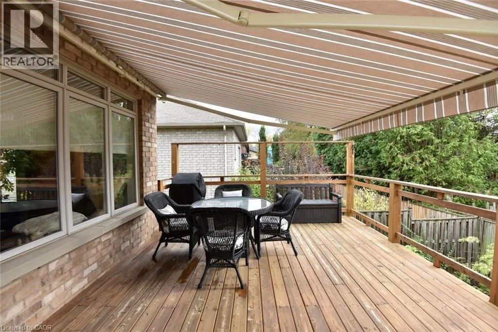 35 RIDING PARK Place