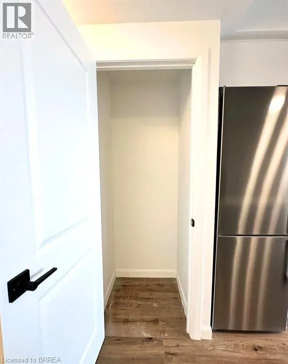 7 ERIE Avenue Unit# 813, #813
