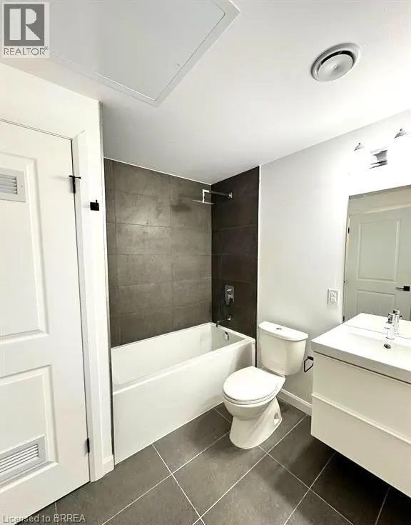 7 ERIE Avenue Unit# 813, #813