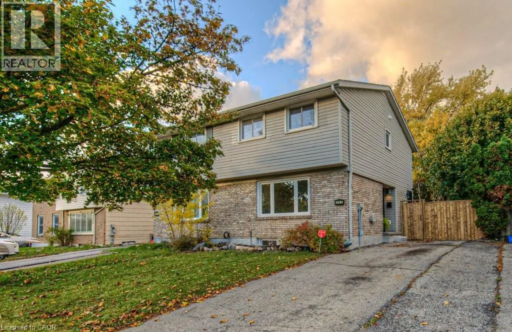 563 ELGIN Street N