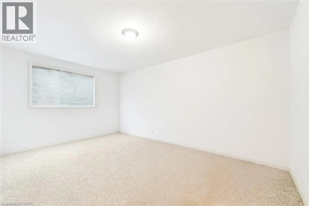 21 ARDEN Avenue