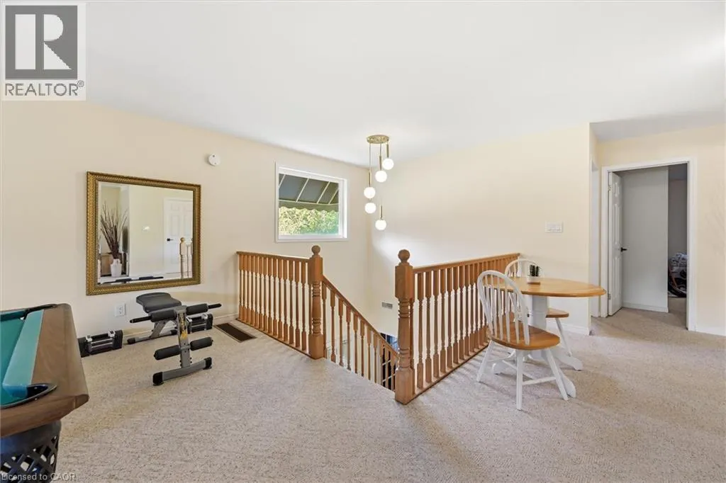 21 ARDEN Avenue