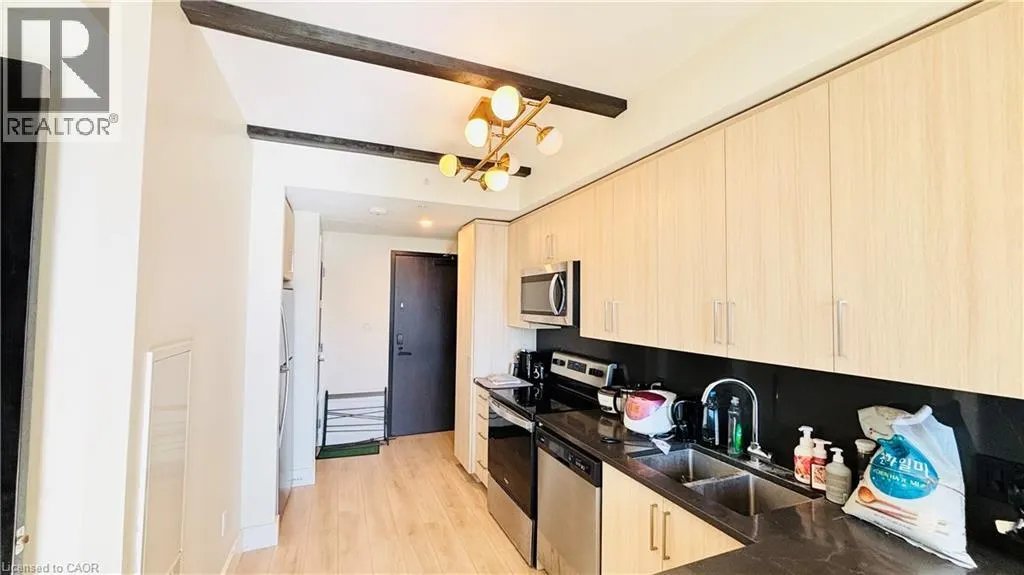 145 COLUMBIA STREET WEST Street Unit# 1536, #1536
