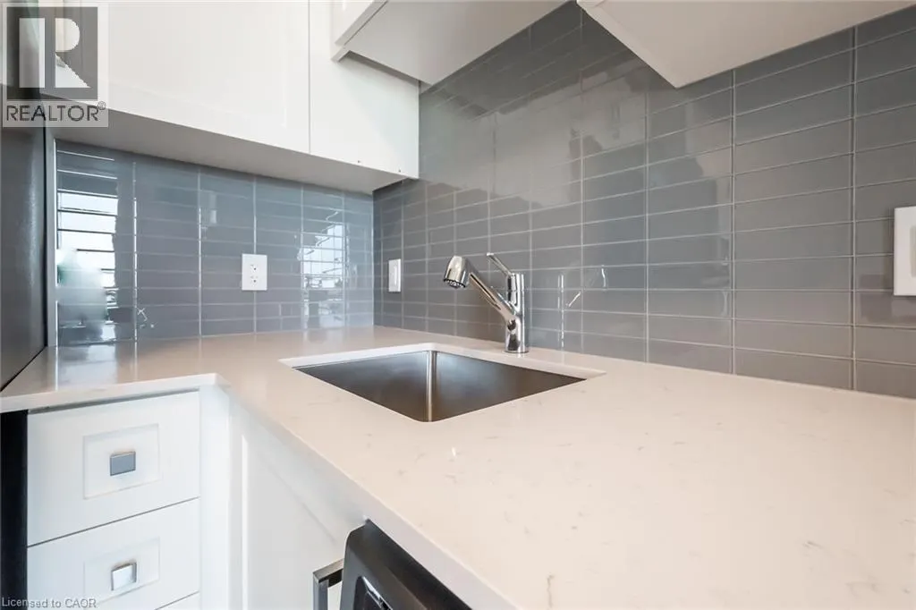 15 QUEEN Street S Unit# 1503, #1503