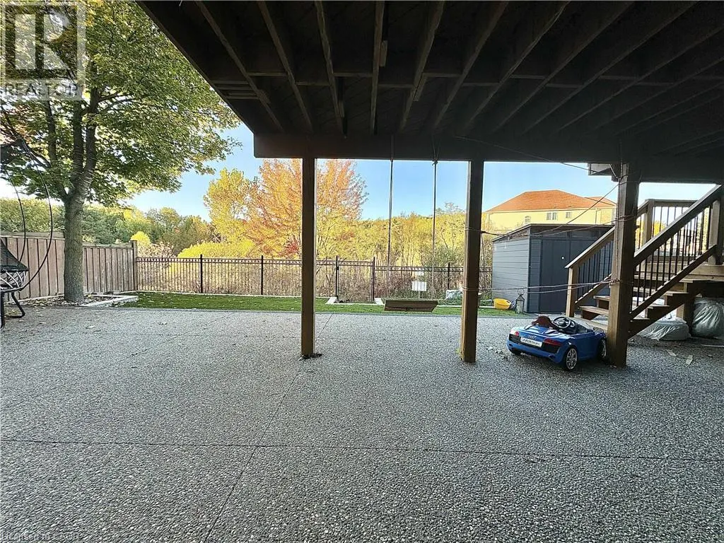 23 MOSSGROVE Drive Unit# LOWER, #LOWER