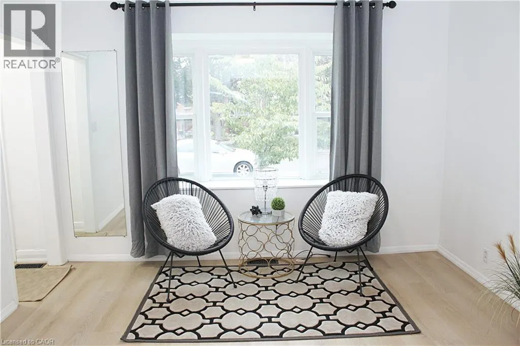 125 ADAIR Avenue S Unit# 1 - MN FLR, #1 - MN FLR