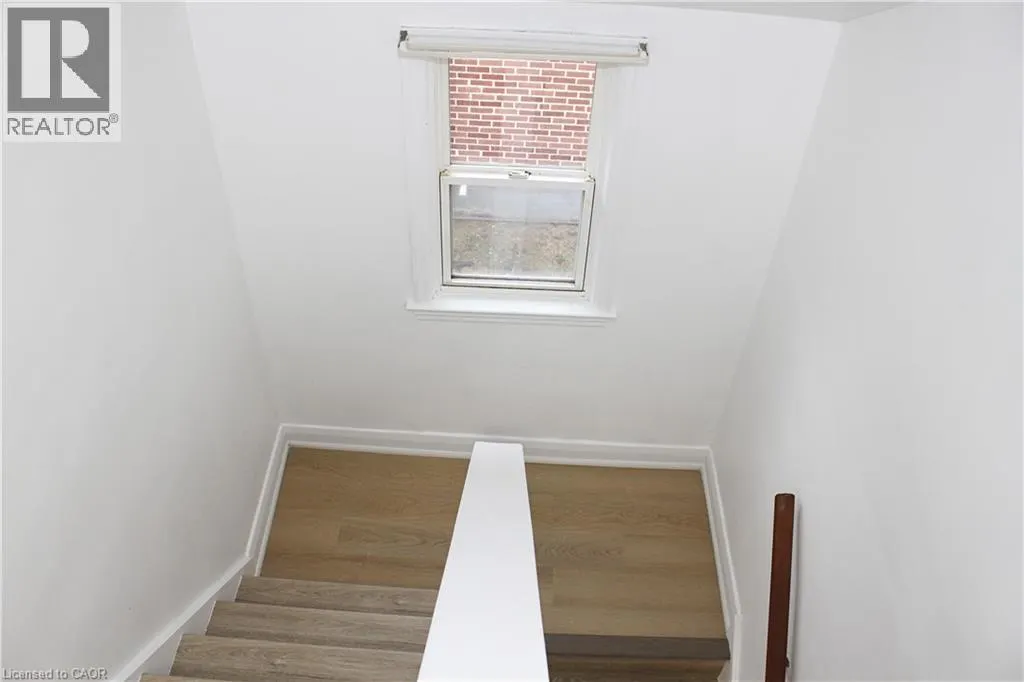 125 ADAIR Avenue S Unit# 1 - MN FLR, #1 - MN FLR