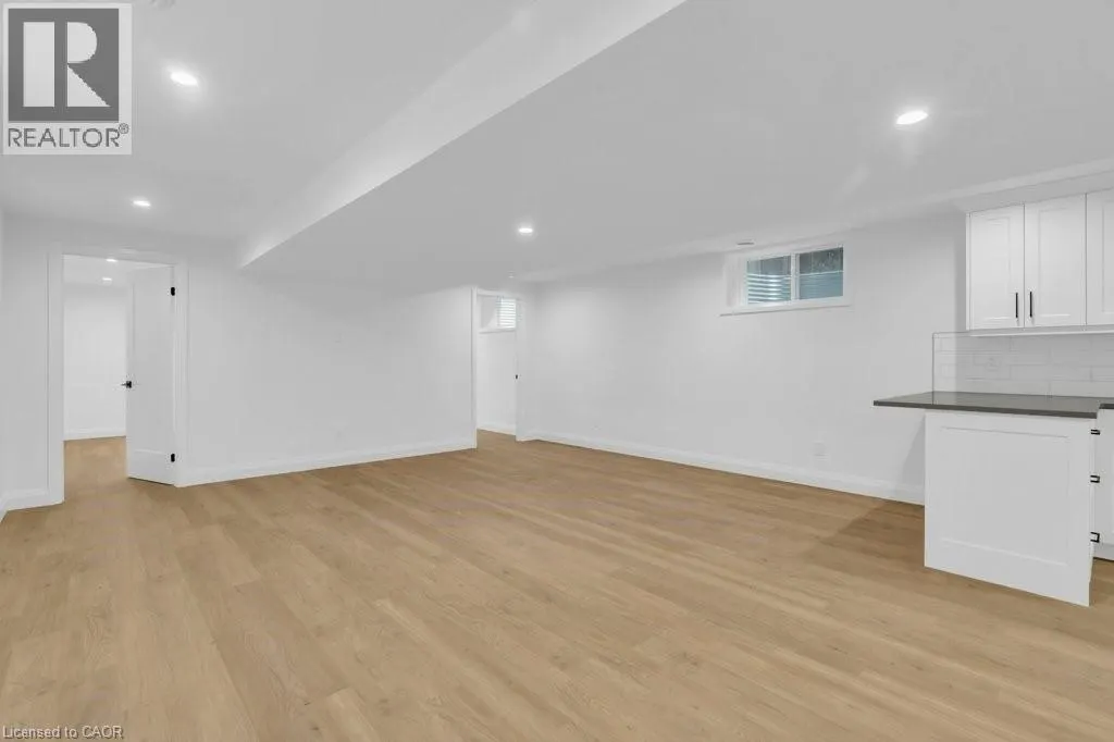 54 WILHELM Street Unit# 3, #3