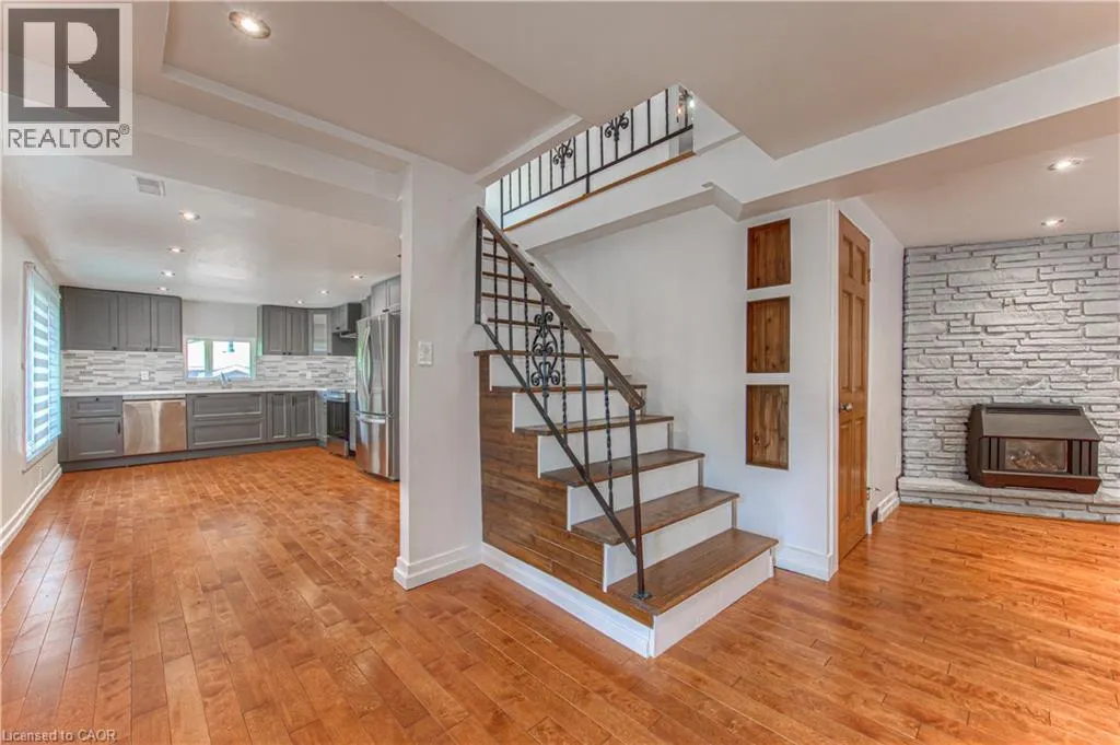 22 DUNDONALD Road