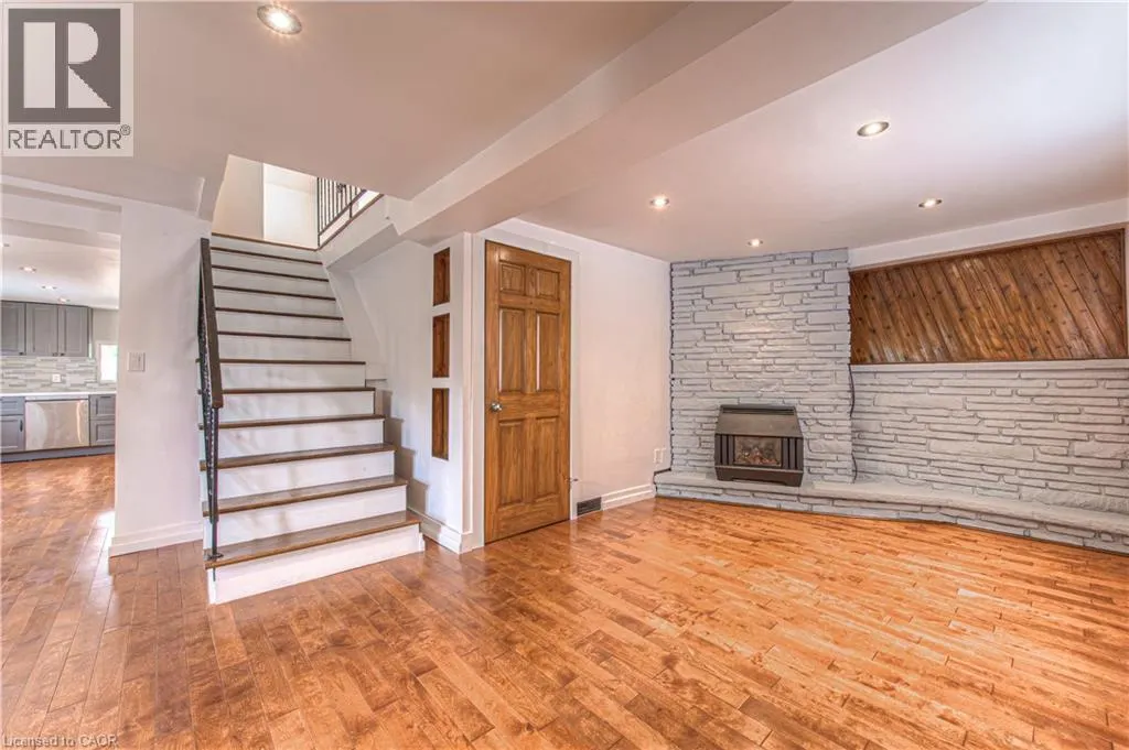 22 DUNDONALD Road