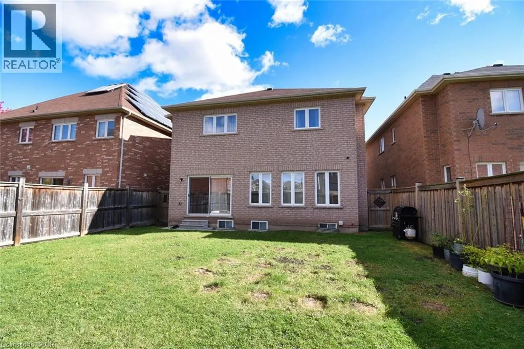 5 DILLON Drive