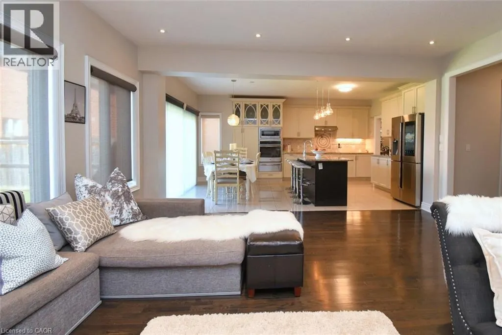 5 DILLON Drive