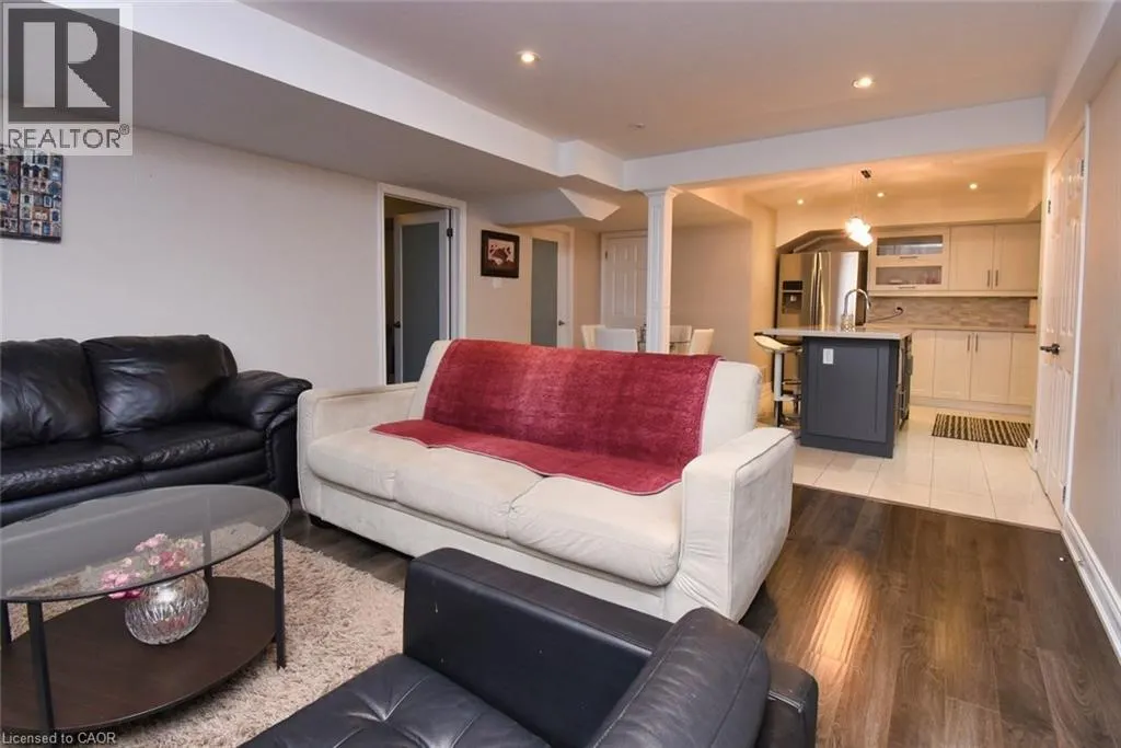 5 DILLON Drive