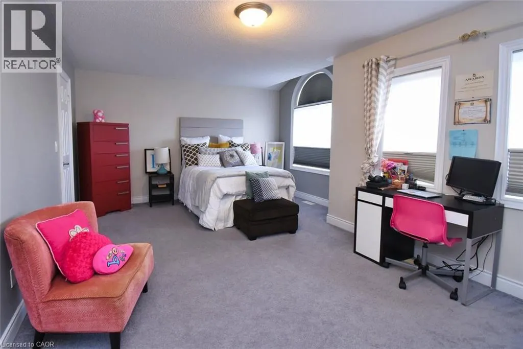 5 DILLON Drive