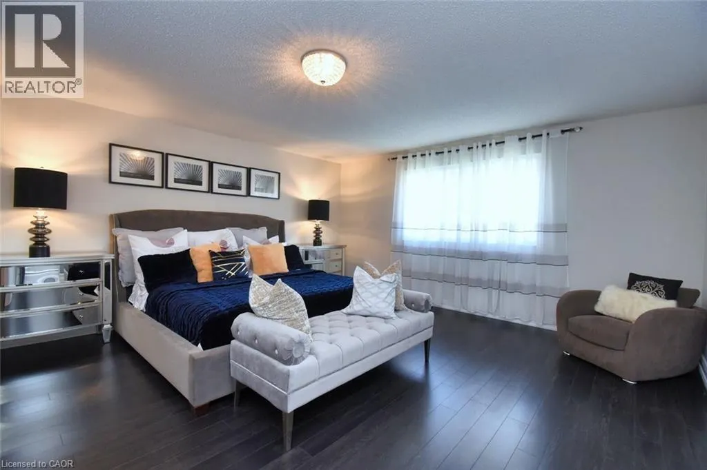 5 DILLON Drive