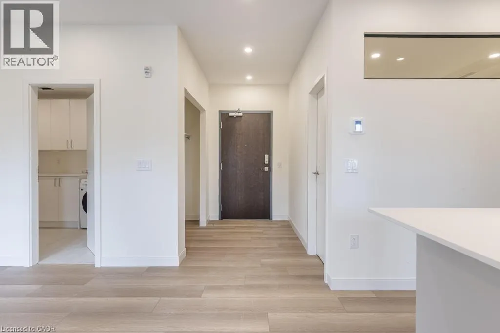 123 LINCOLN Street Unit# 209, #209