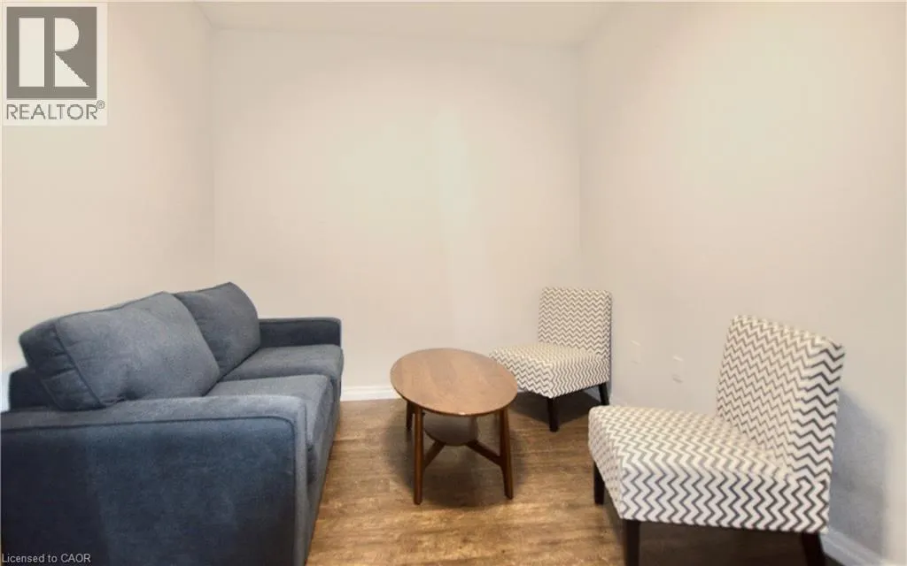 35 KINGSBURY Square Unit# 310, #310