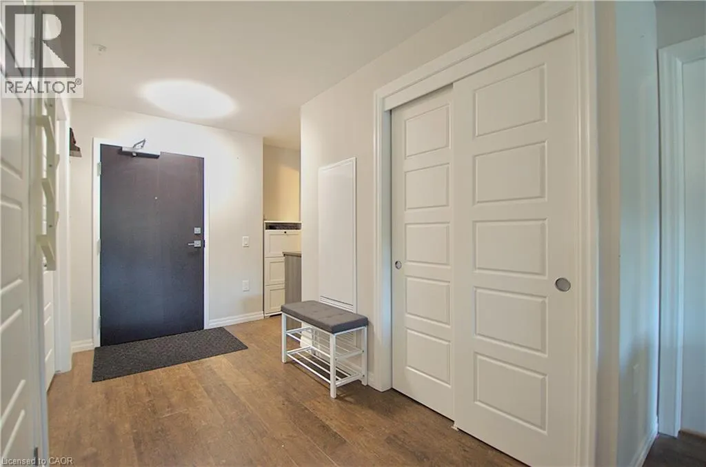 35 KINGSBURY Square Unit# 310, #310