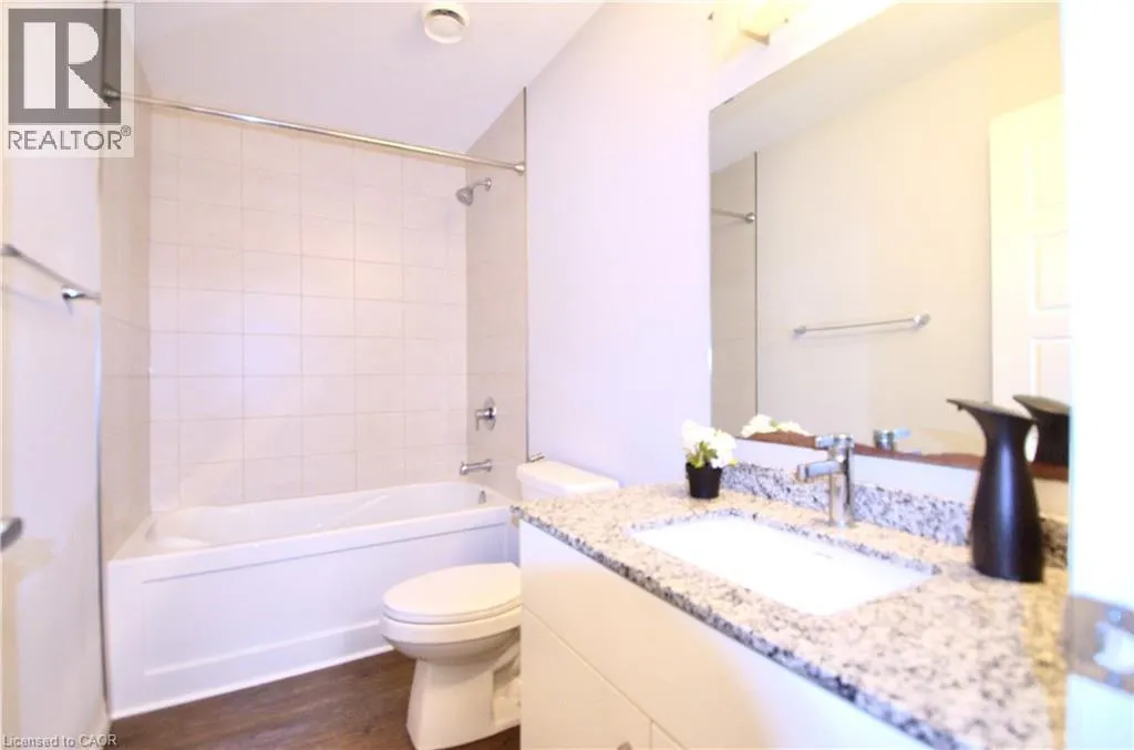 35 KINGSBURY Square Unit# 310, #310