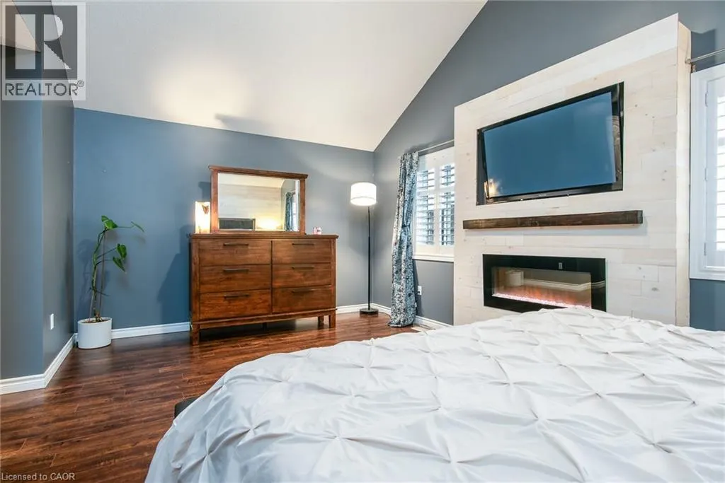 105 CAPTAIN MCCALLUM Drive