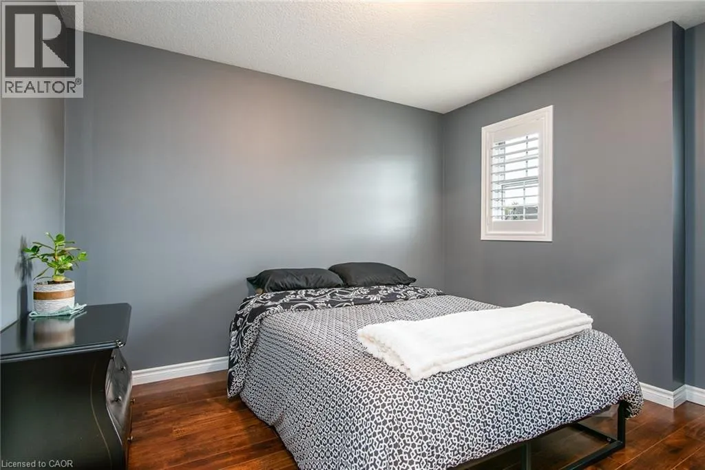105 CAPTAIN MCCALLUM Drive