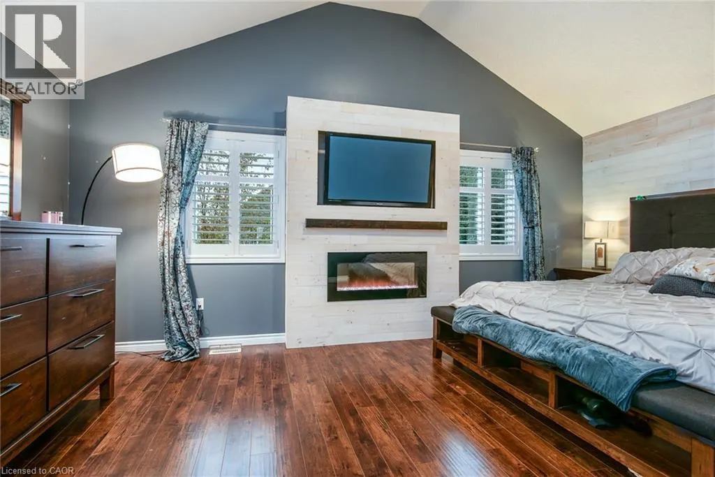 105 CAPTAIN MCCALLUM Drive